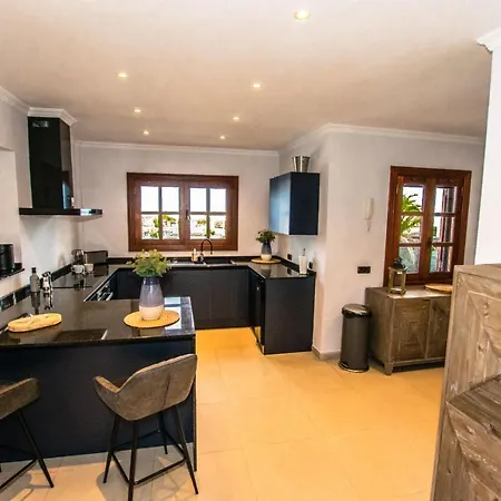 Villa 217 - Casa Cacti By Villas Now Ltd *